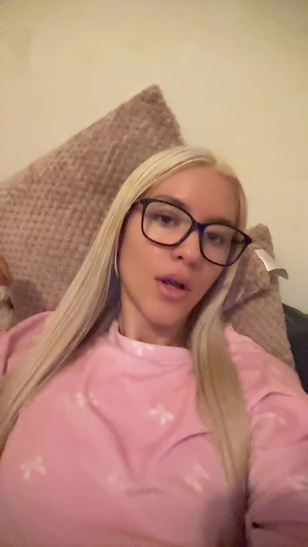 @Inaya30k🤍