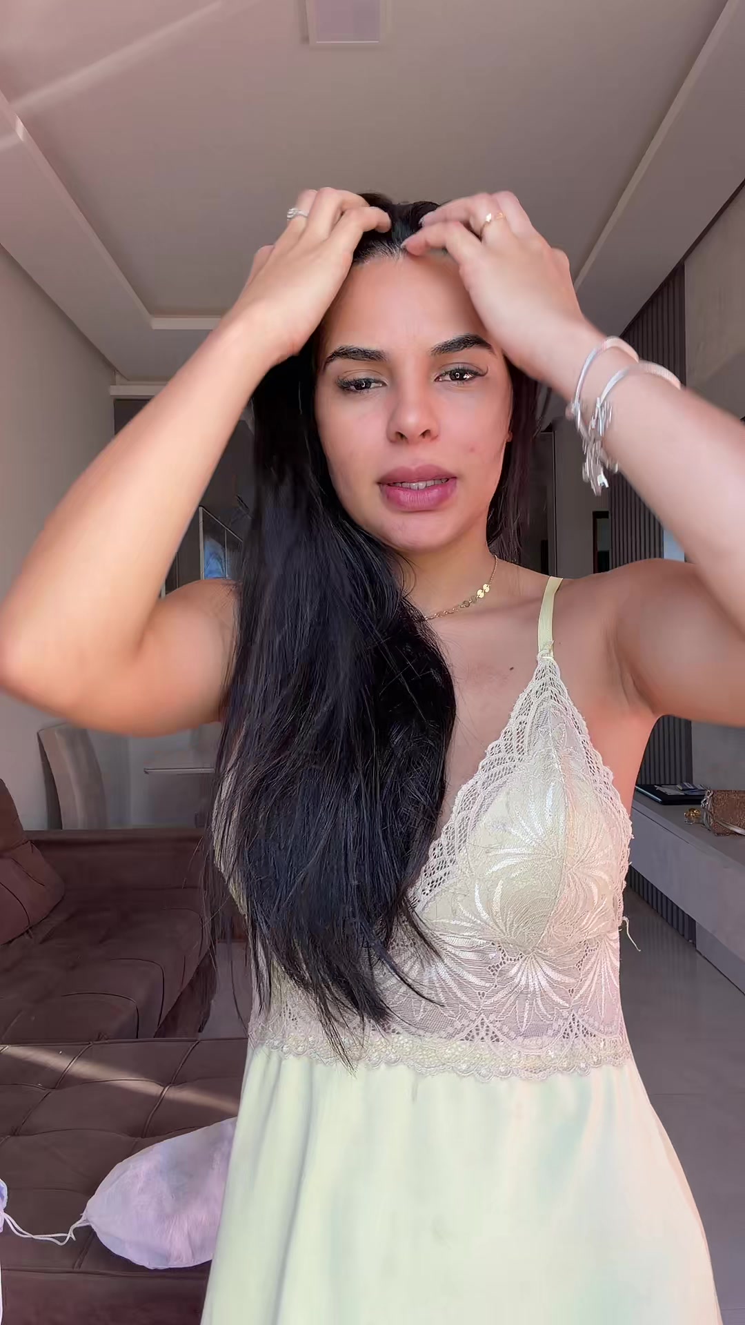 @naelypereira