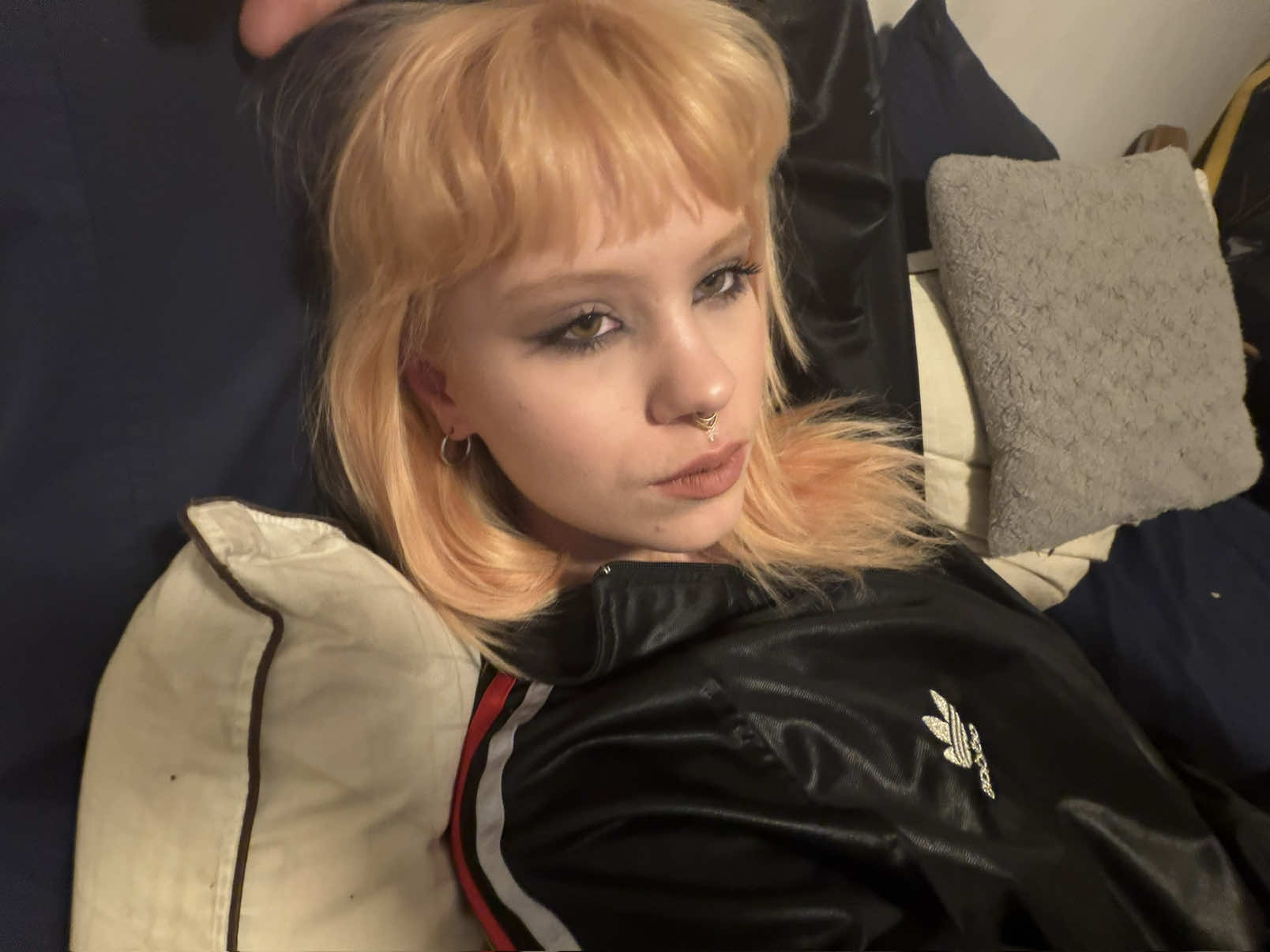 @анастасия медведева