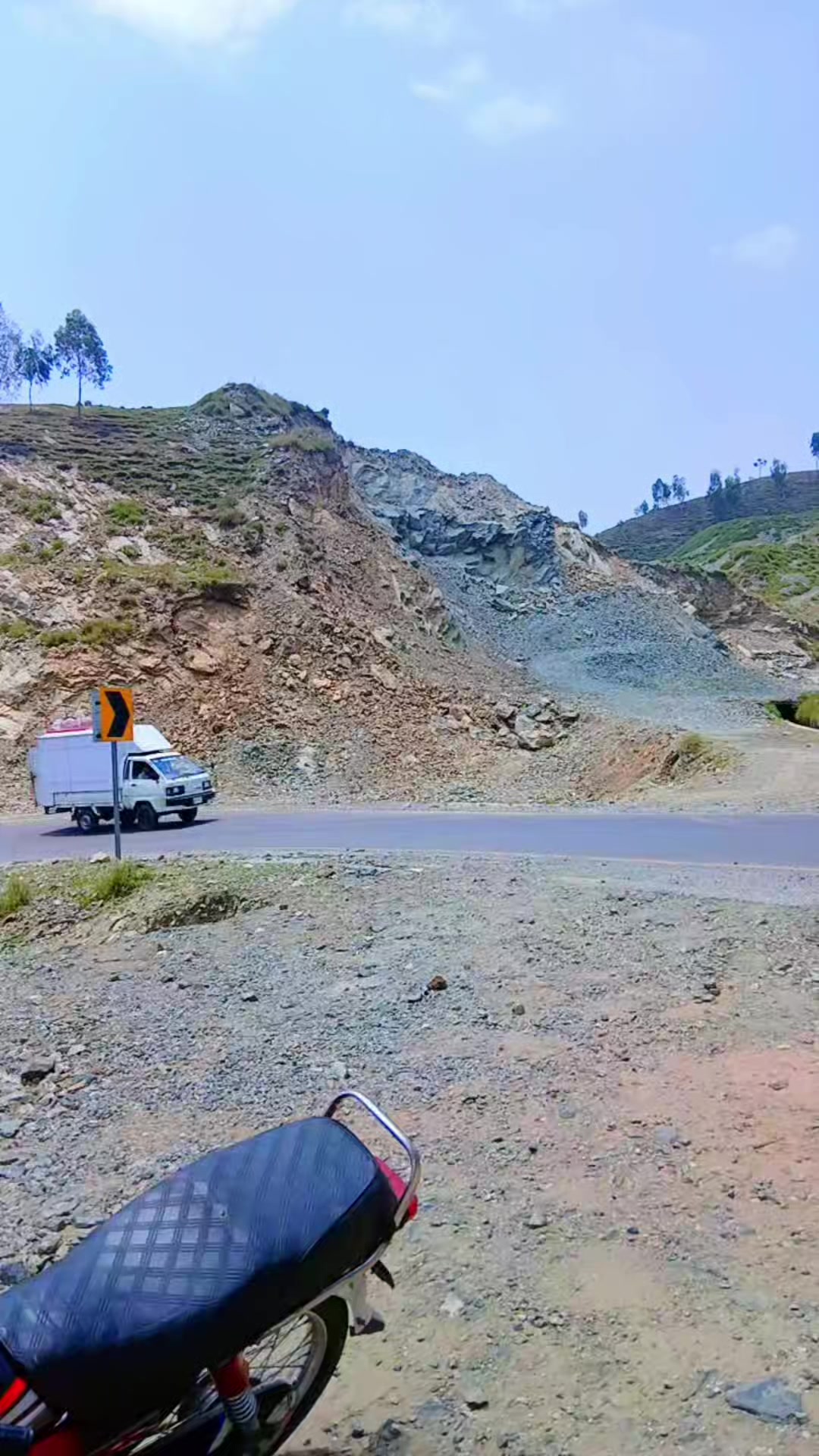 @تخت بھائ والا