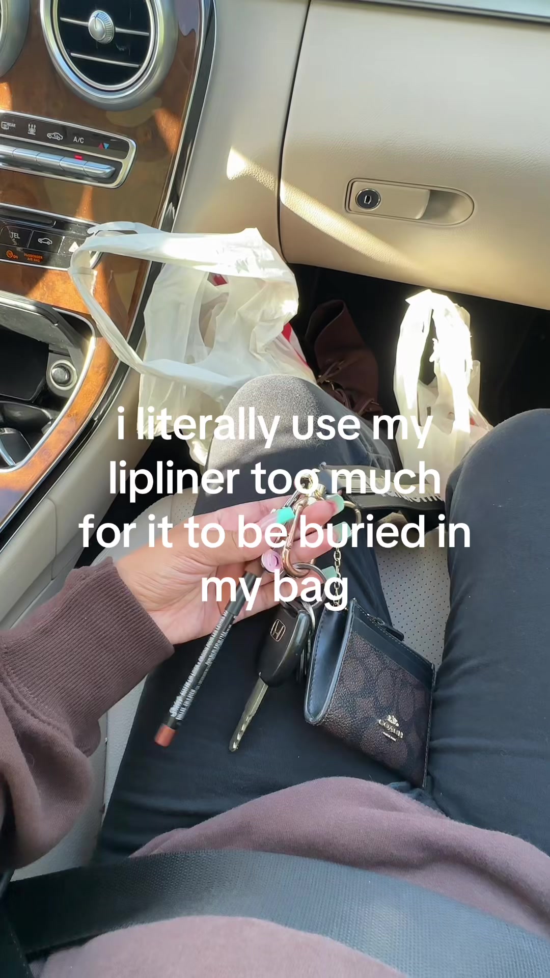 @liplinerlore