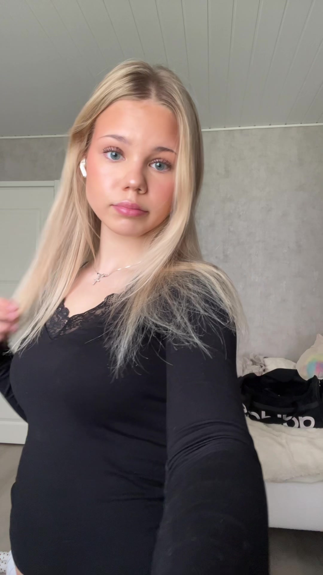 @Ronja.ee