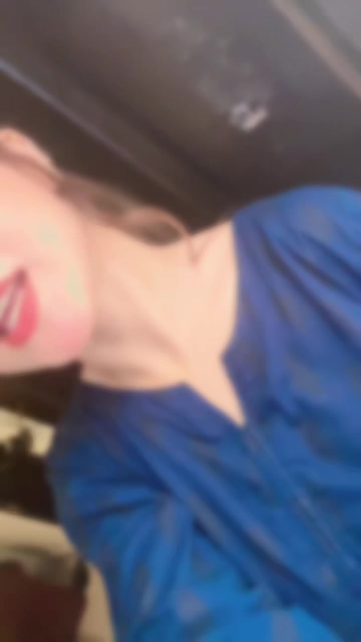 @SafeenaQueen