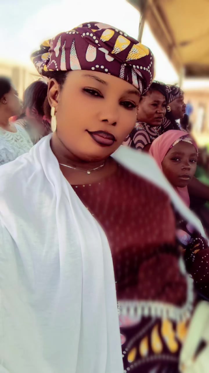 @hon shamsiya