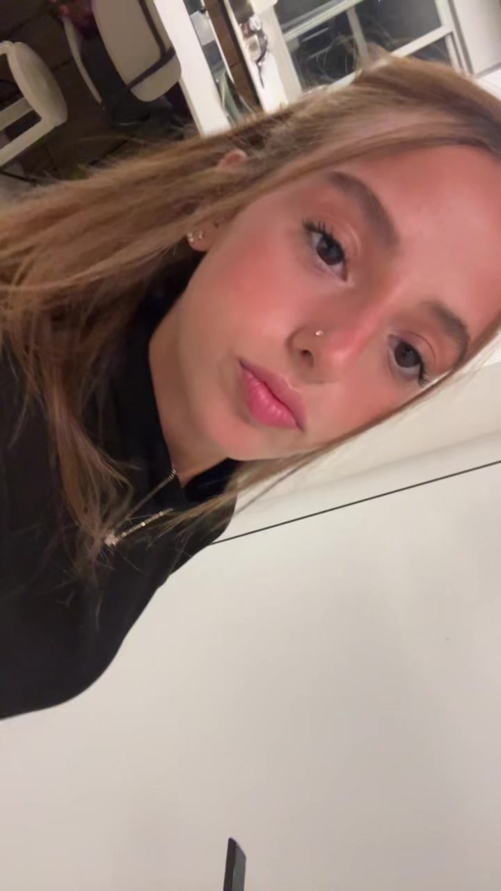 @😽