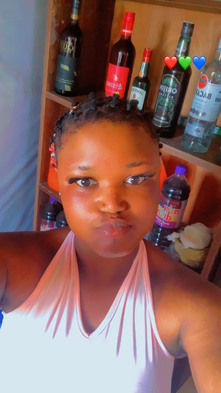 @Anikeade💕💕🥹