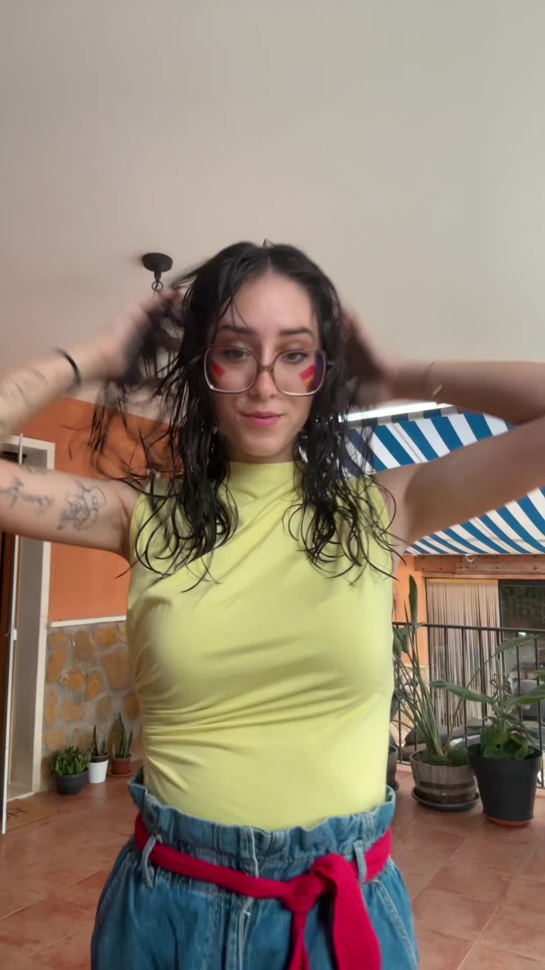 @Elisa🦋