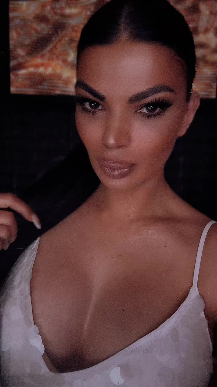 @BambinaHoney🐒
