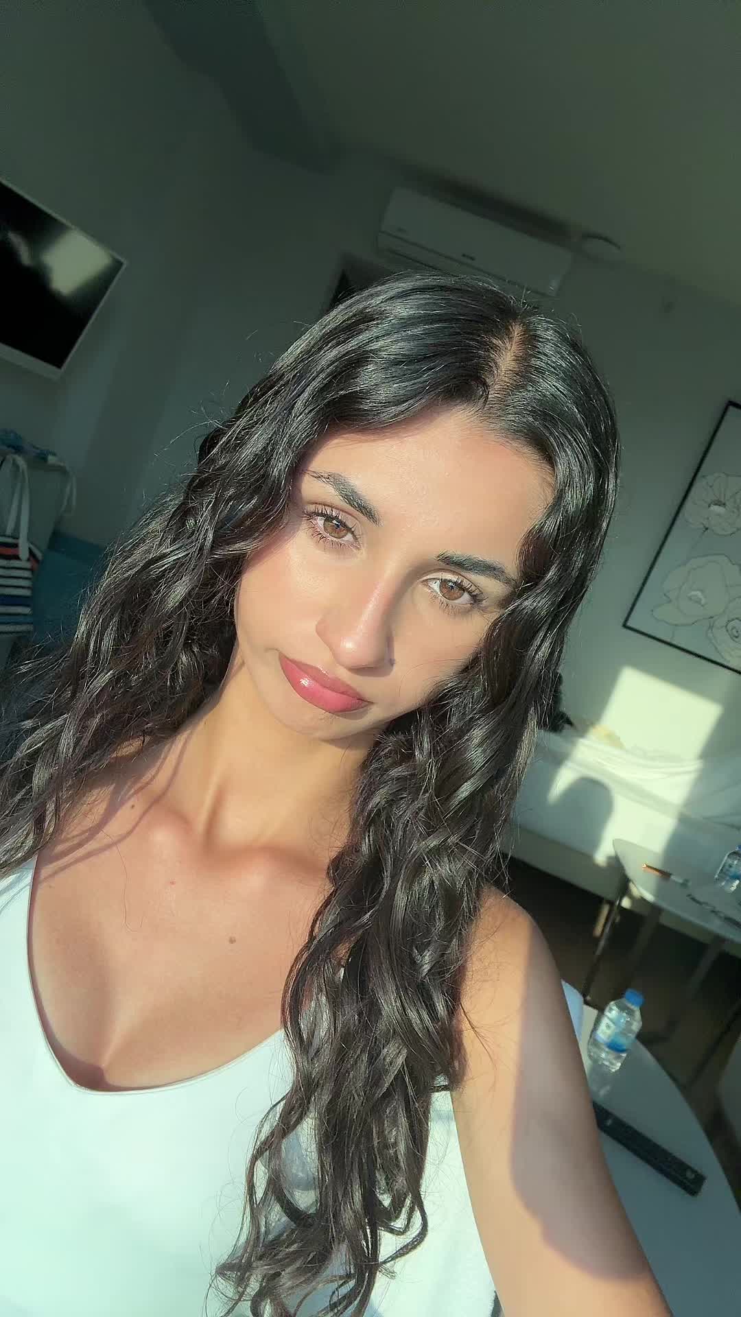 @⃟