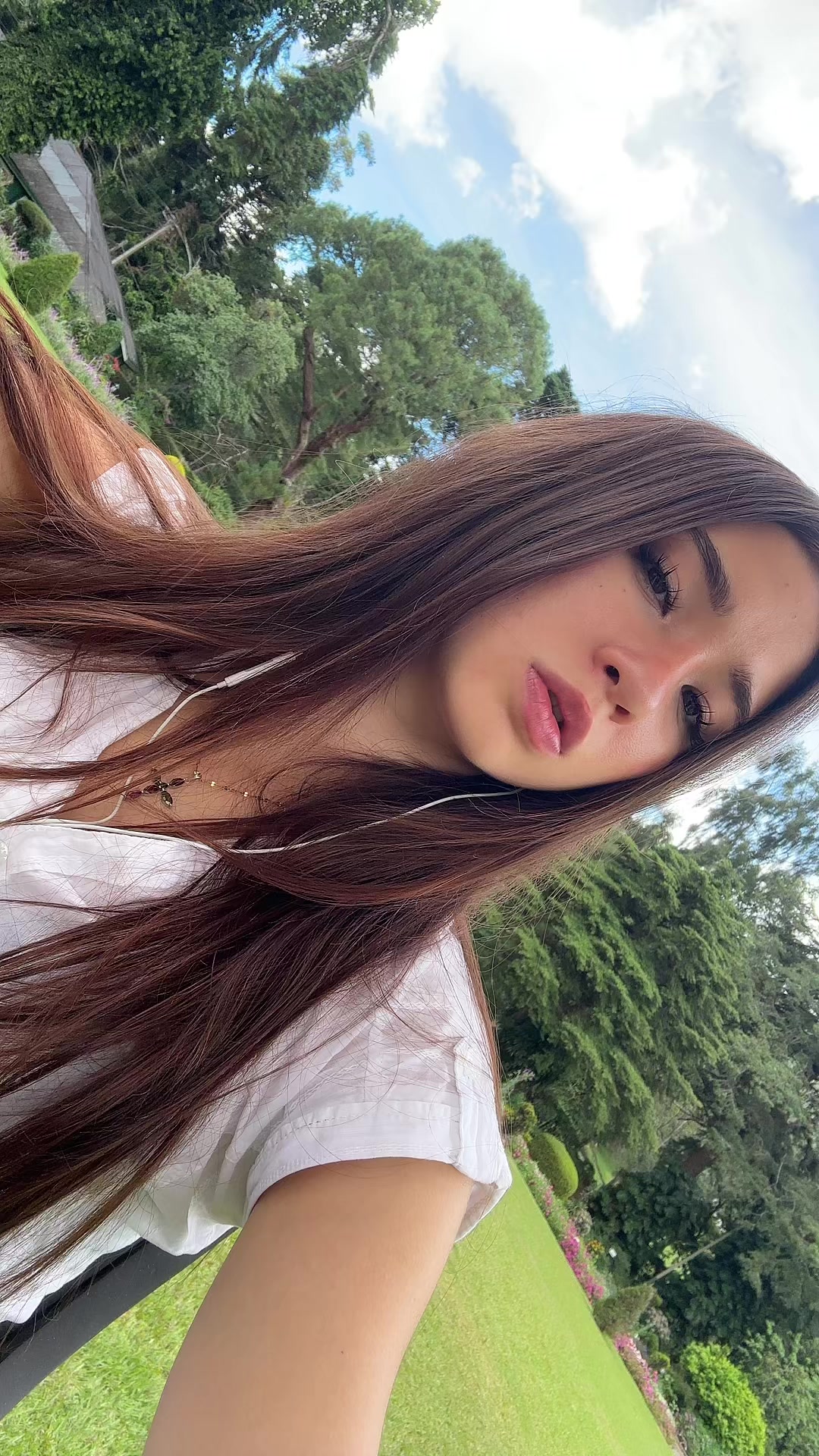 @notmonkeyluvr
