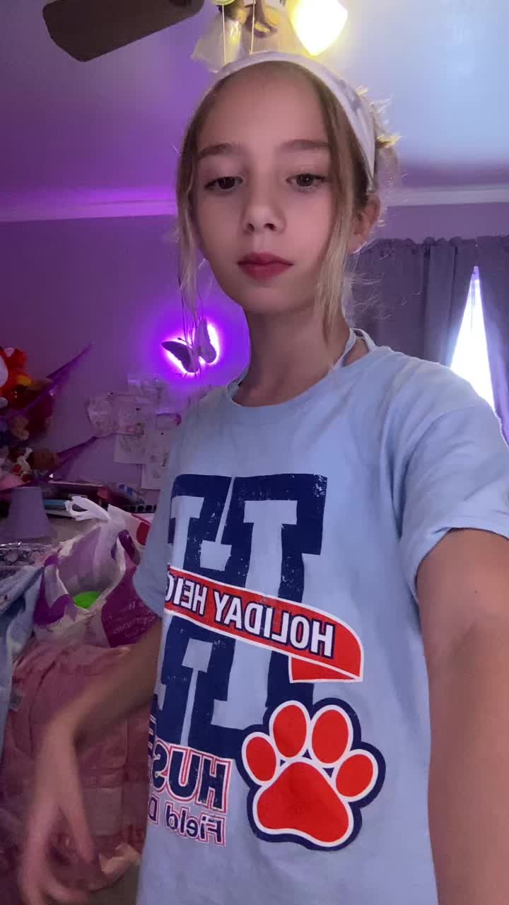 @Chloe parrot official account