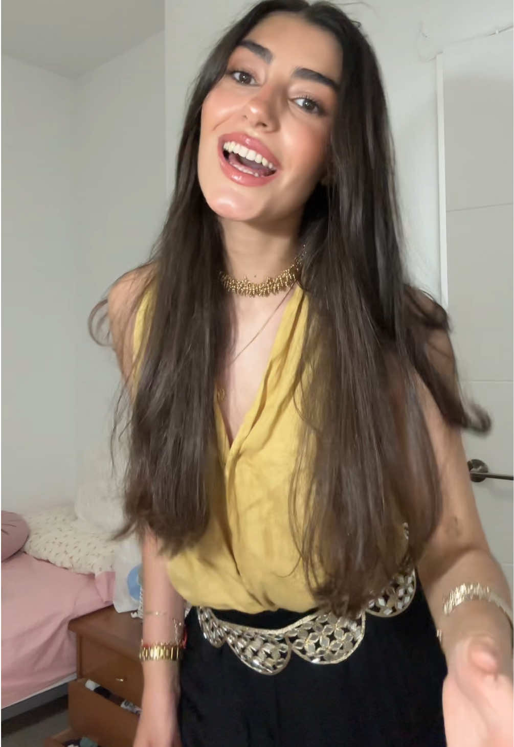 @maría