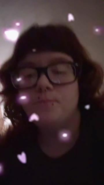 @Qúèèń_Śàvâğè_Hàřlèý_Qúíñń.420