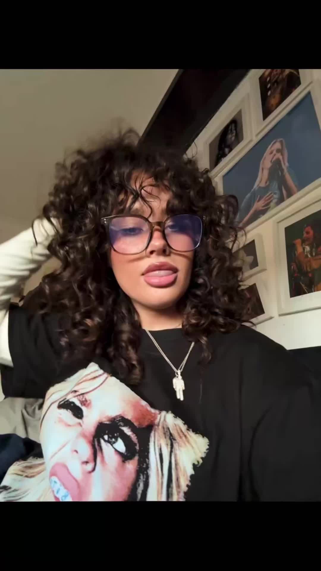 @karisduffy
