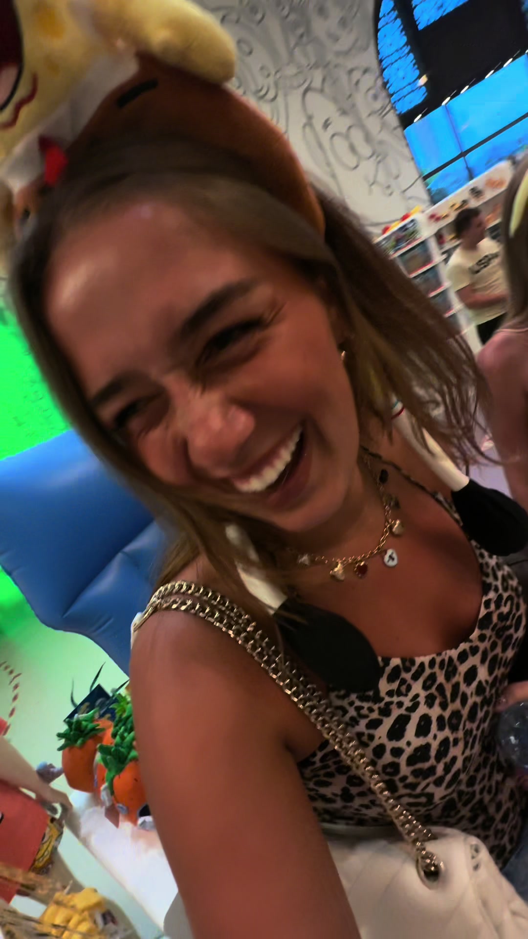 @Anička