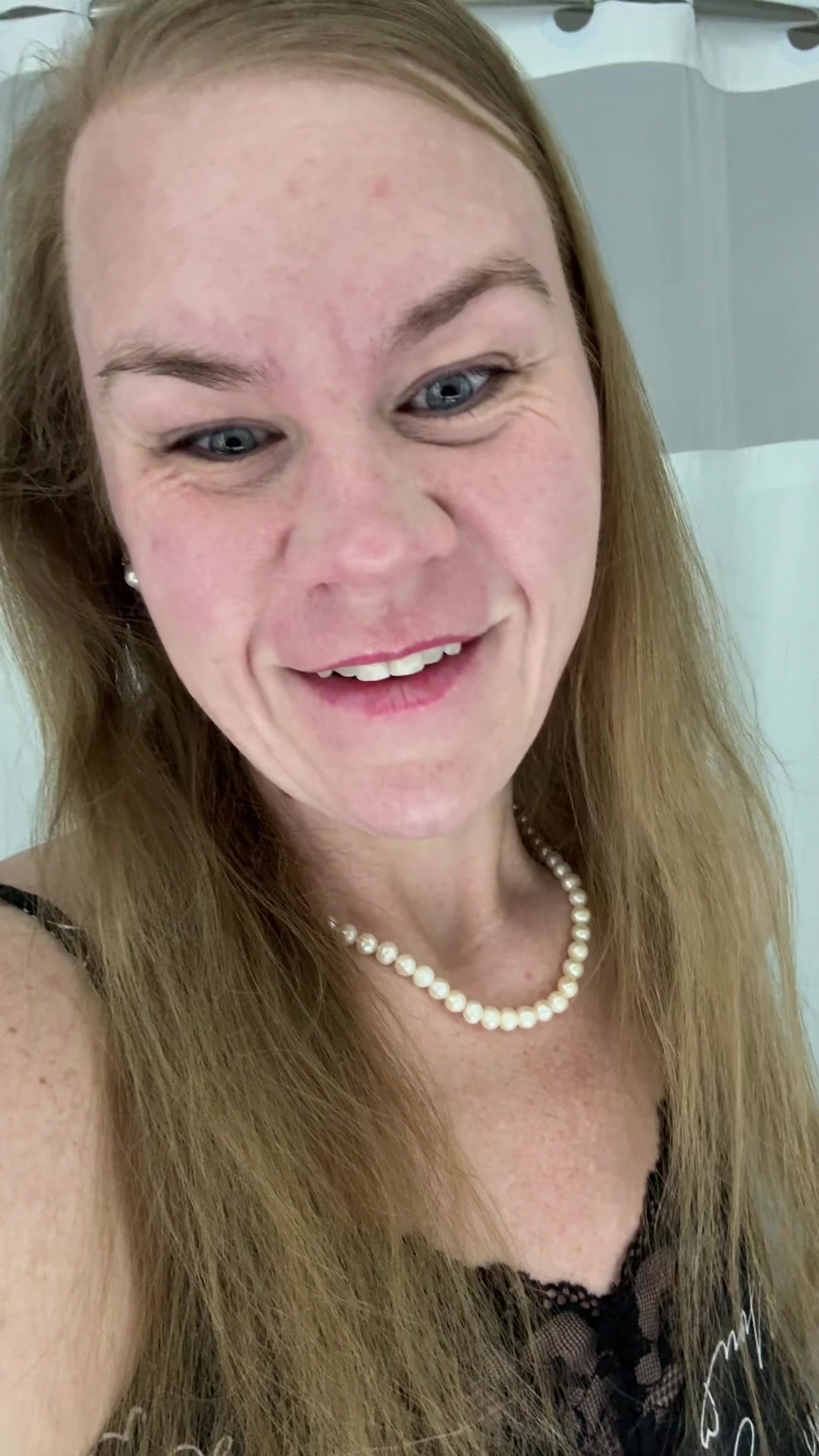 @AnnaCauley