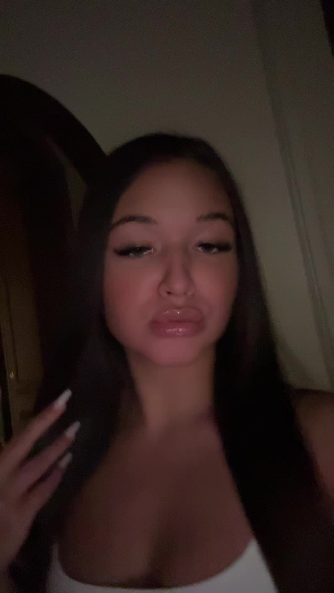 @Ayuraglam