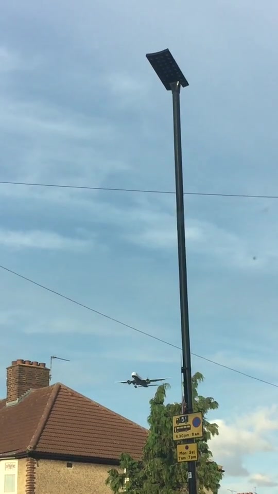@𝓖𝓲𝓵𝓵𝓶𝓮𝓮𝓽🇬🇧