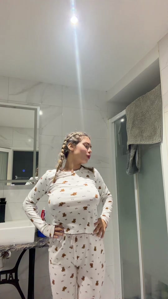 @lauraalguaciiil
