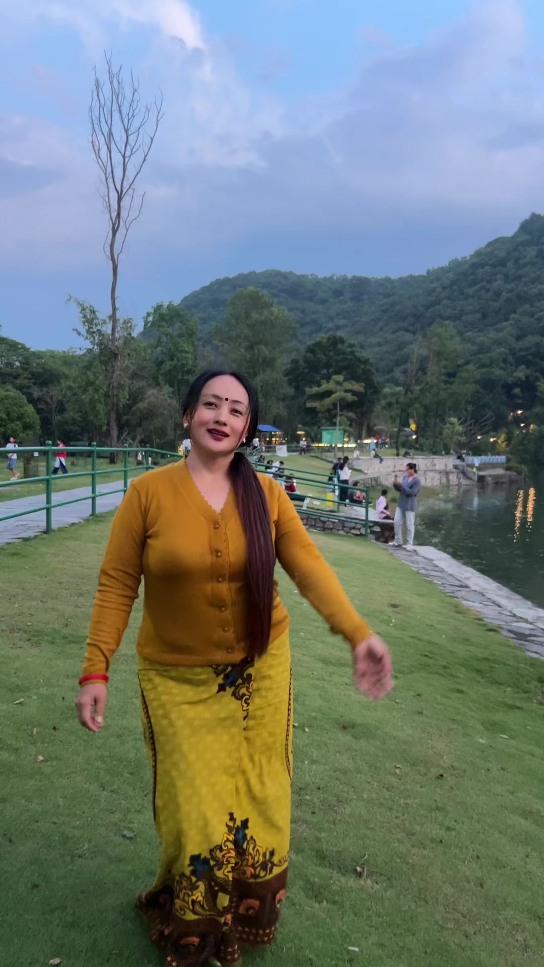 @PARU GURUNG
