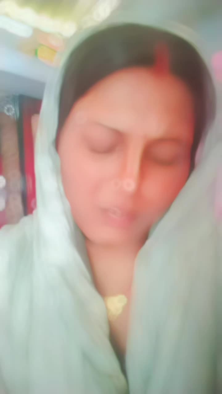 @🦋🌍*Unique_Queen_👑🎀