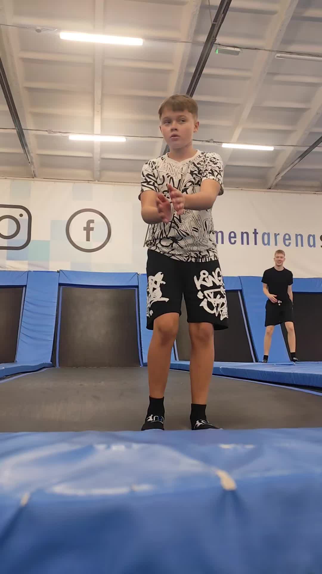 @OlIvEr_acro😈