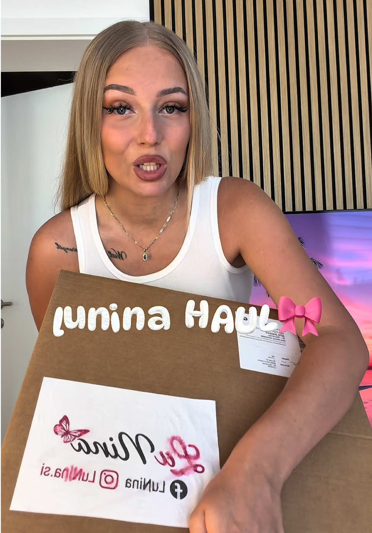 @Nina Ninči Karda&scaron;evič