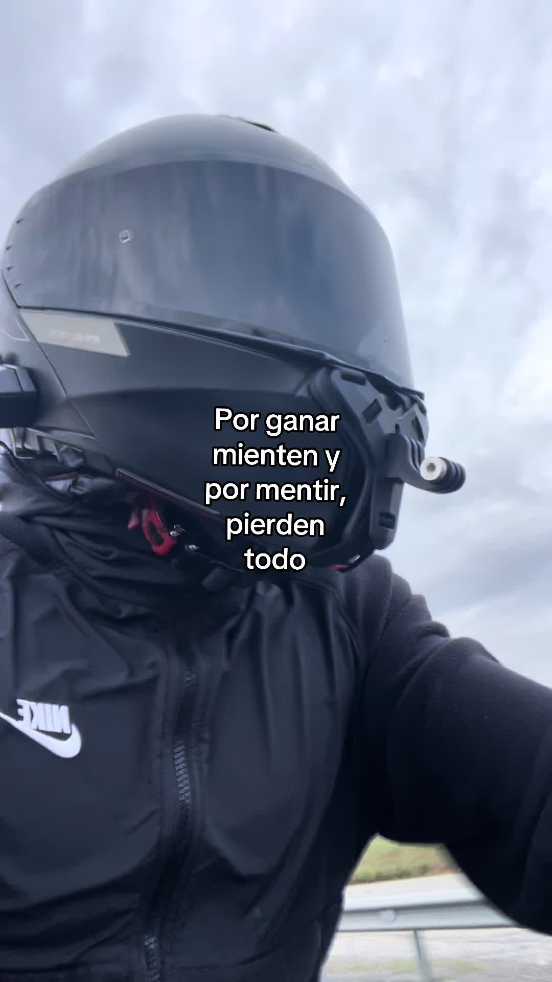 @𝔞𝔩𝔢𝔧𝔬🥀