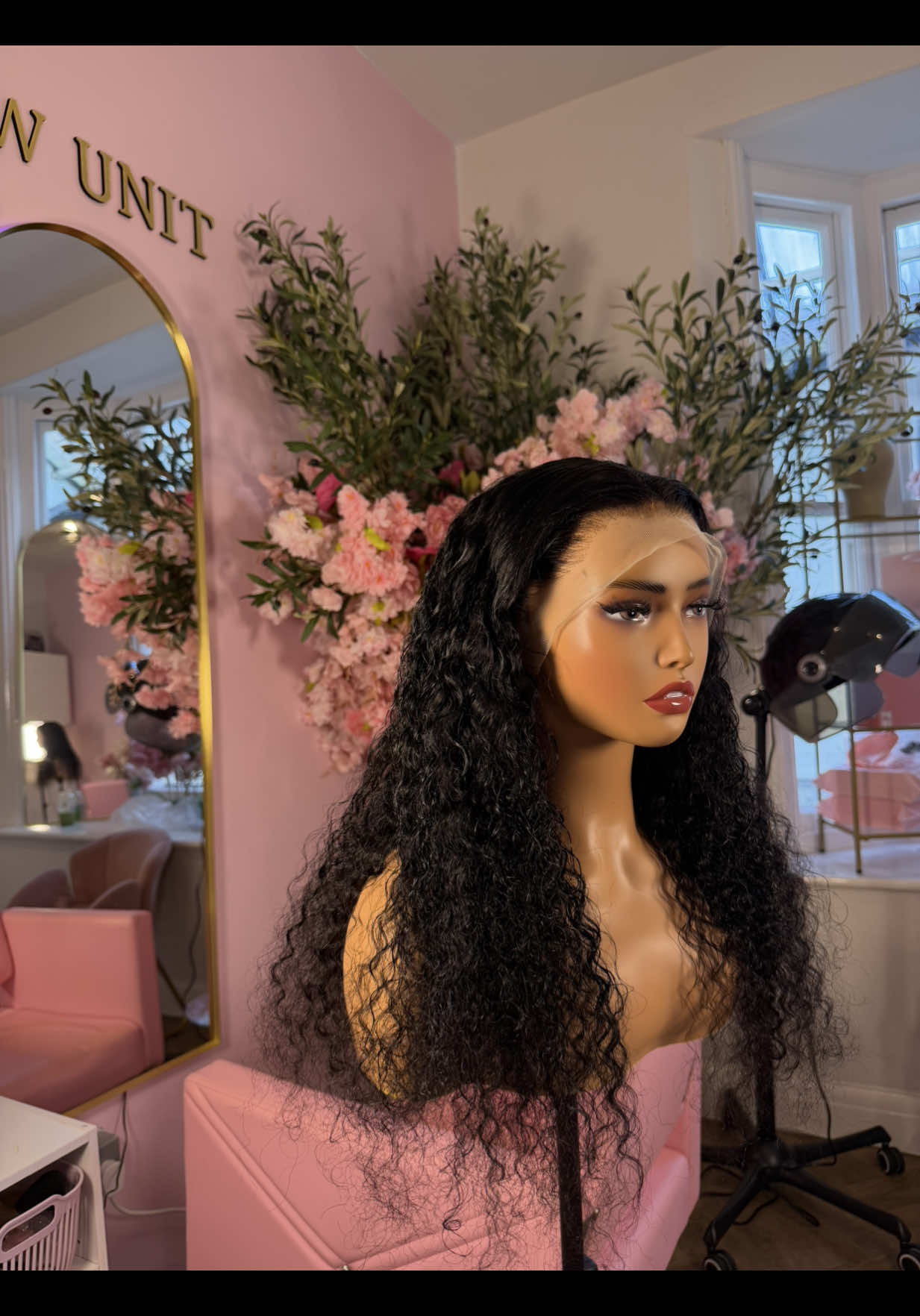 @TheGlowUnit HAIRSTYLIST WALES