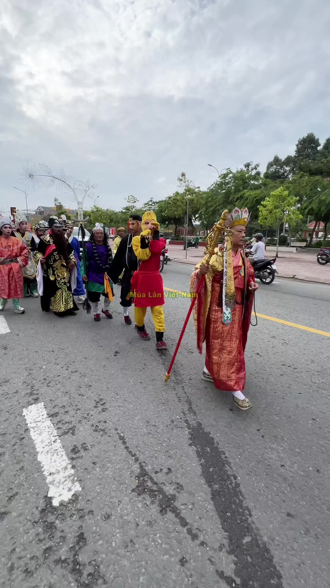 @M&uacute;a L&acirc;n Việt Nam 🇻🇳