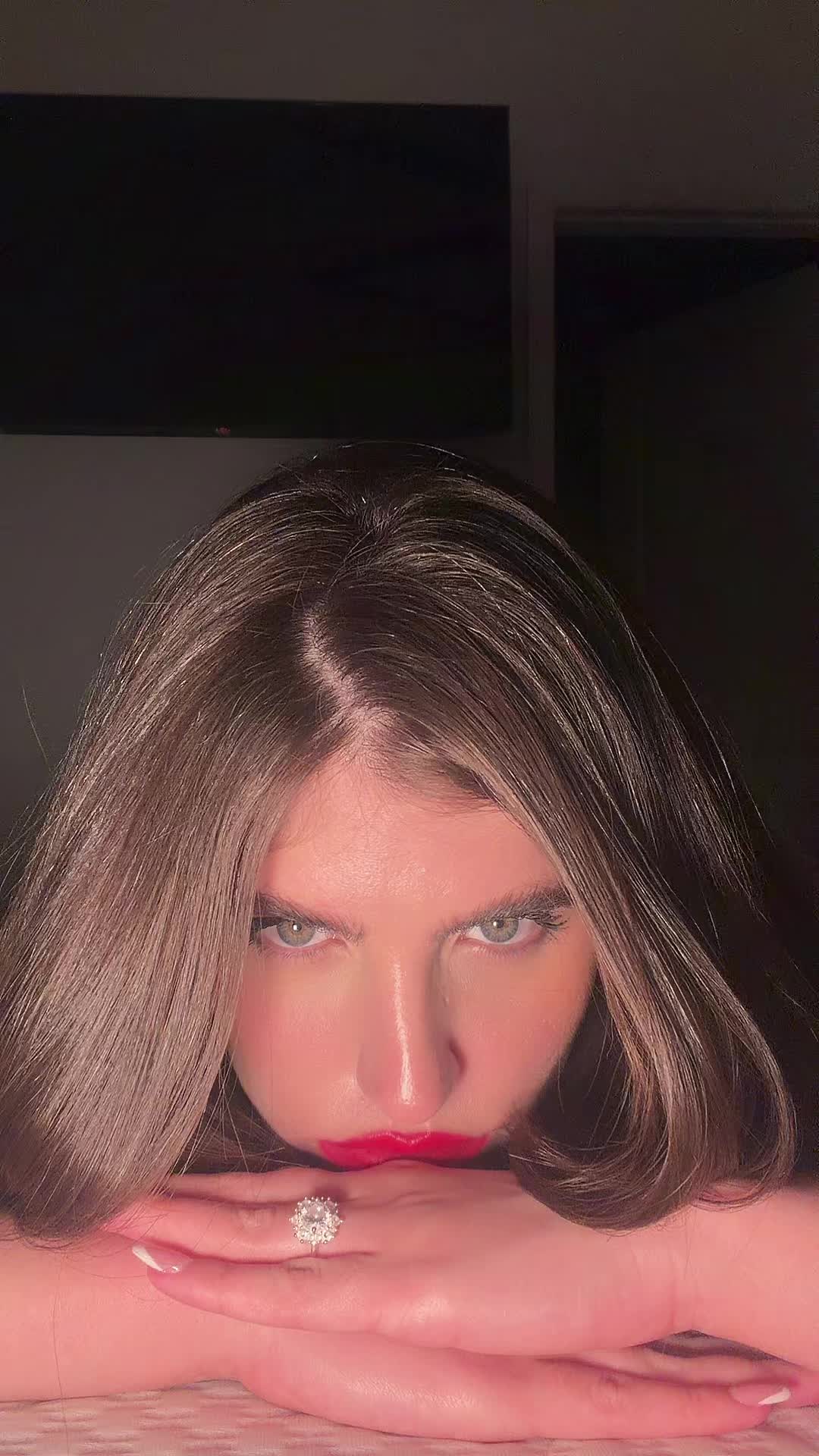 @lauraibonth