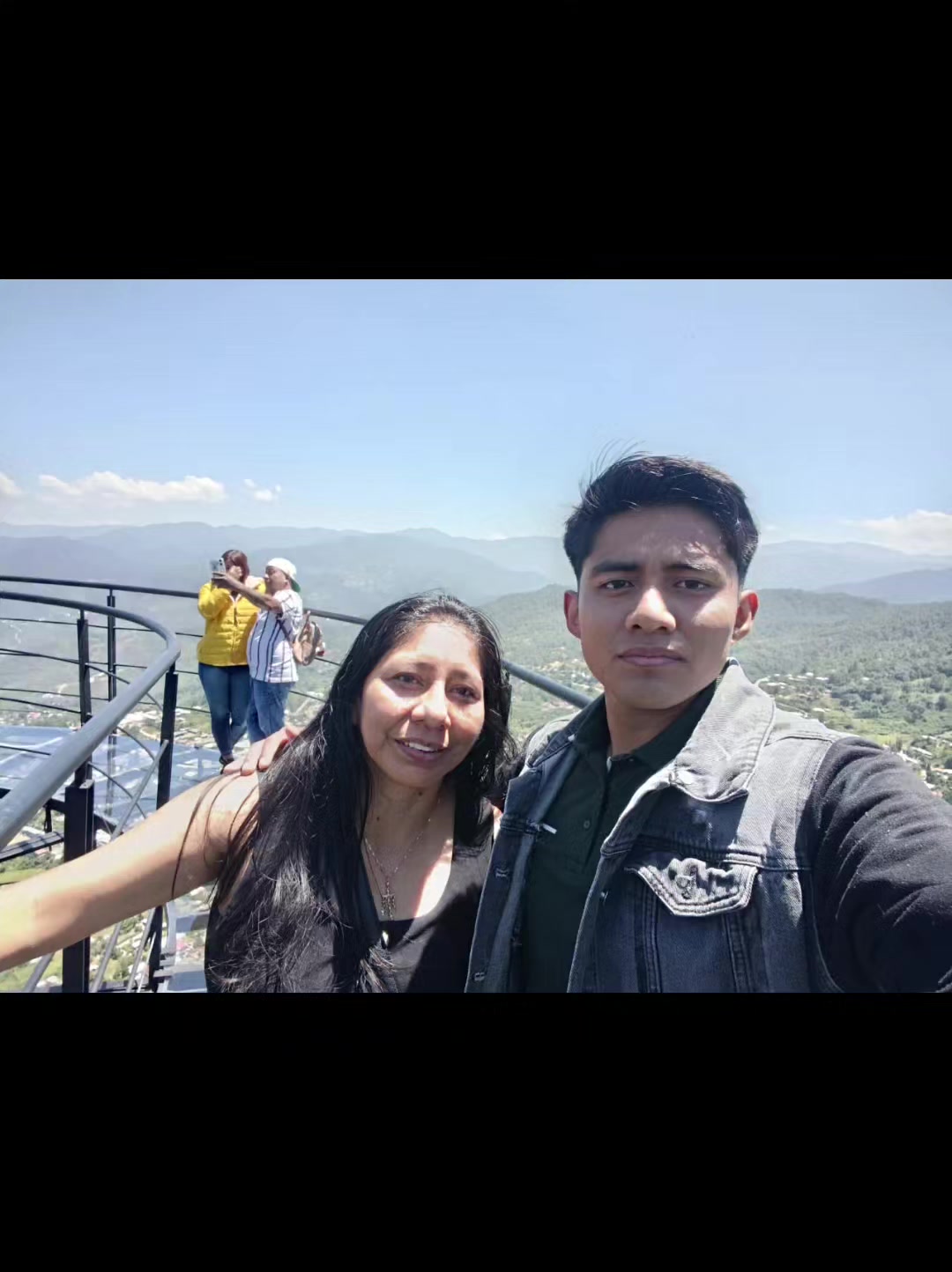 @Rubí