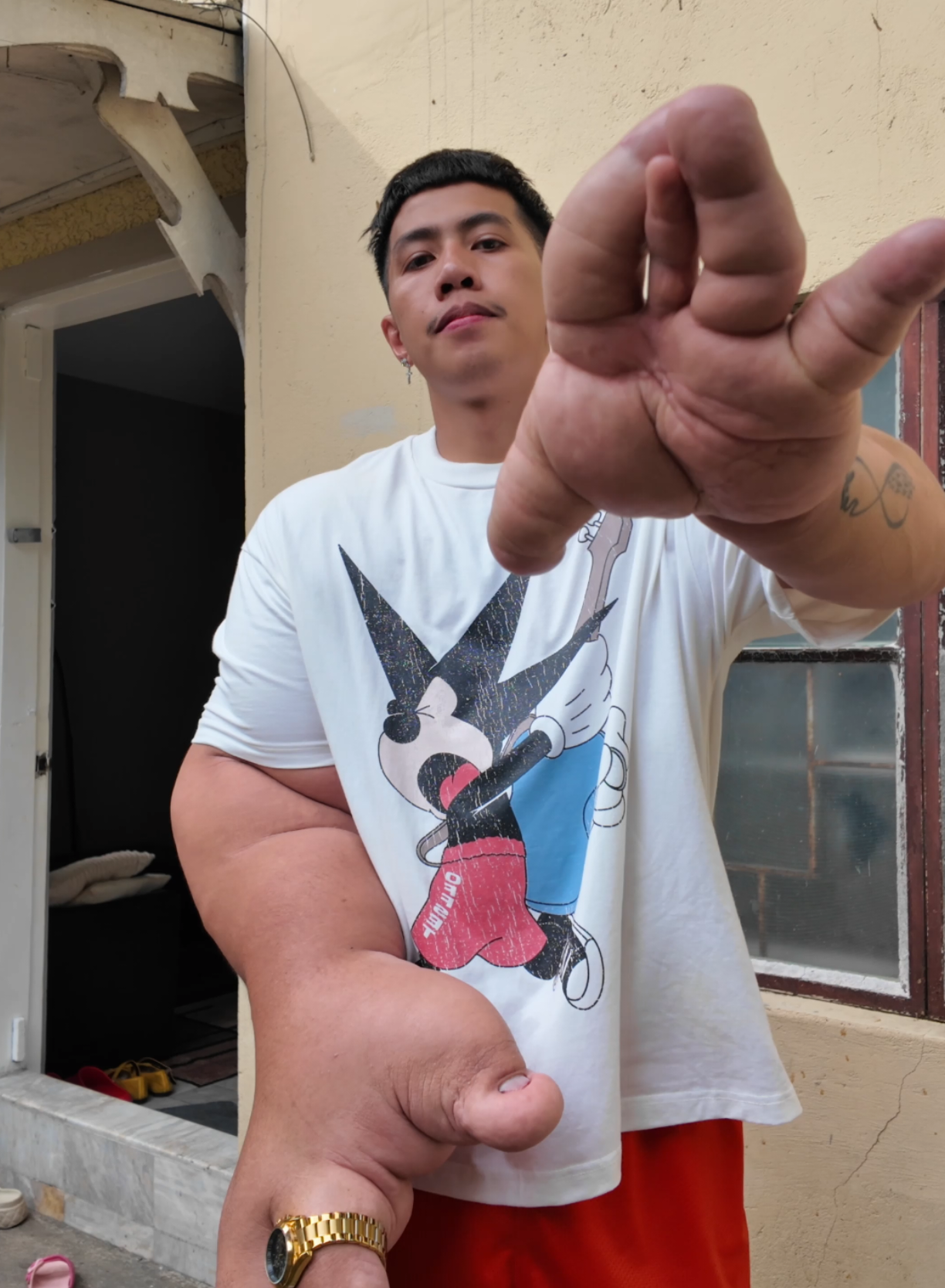 @hellboy1of1