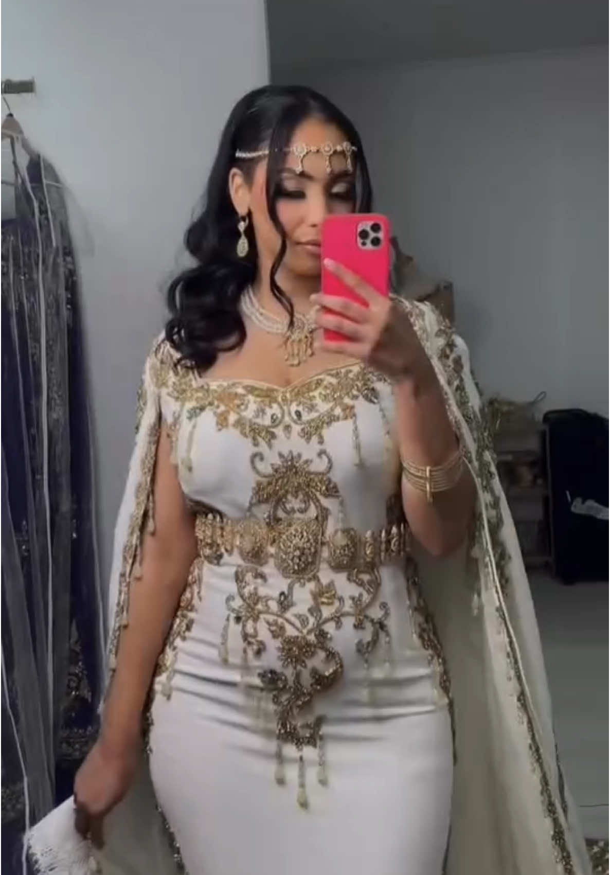 @synaisshautecouture