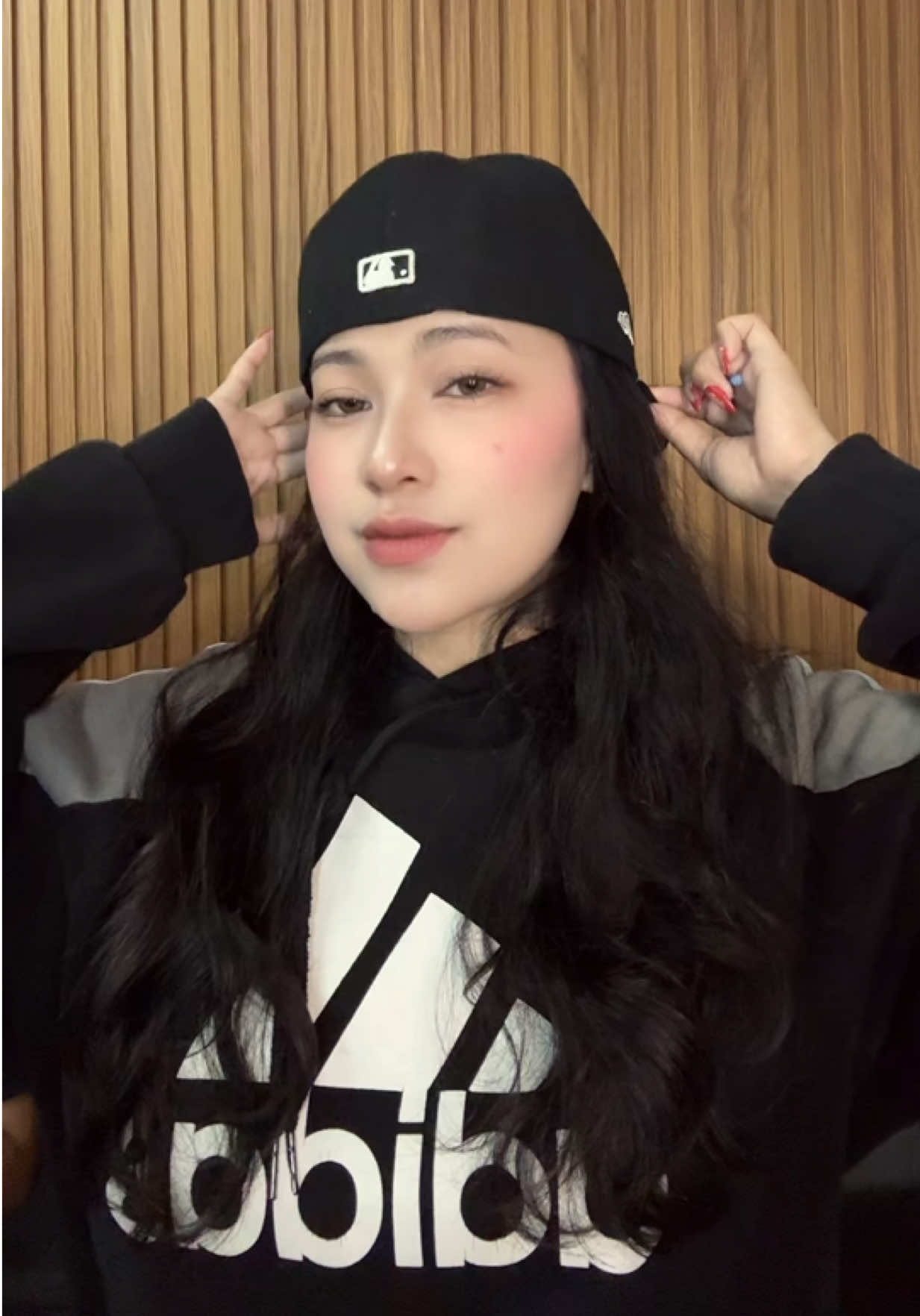 @irahdyy on ig