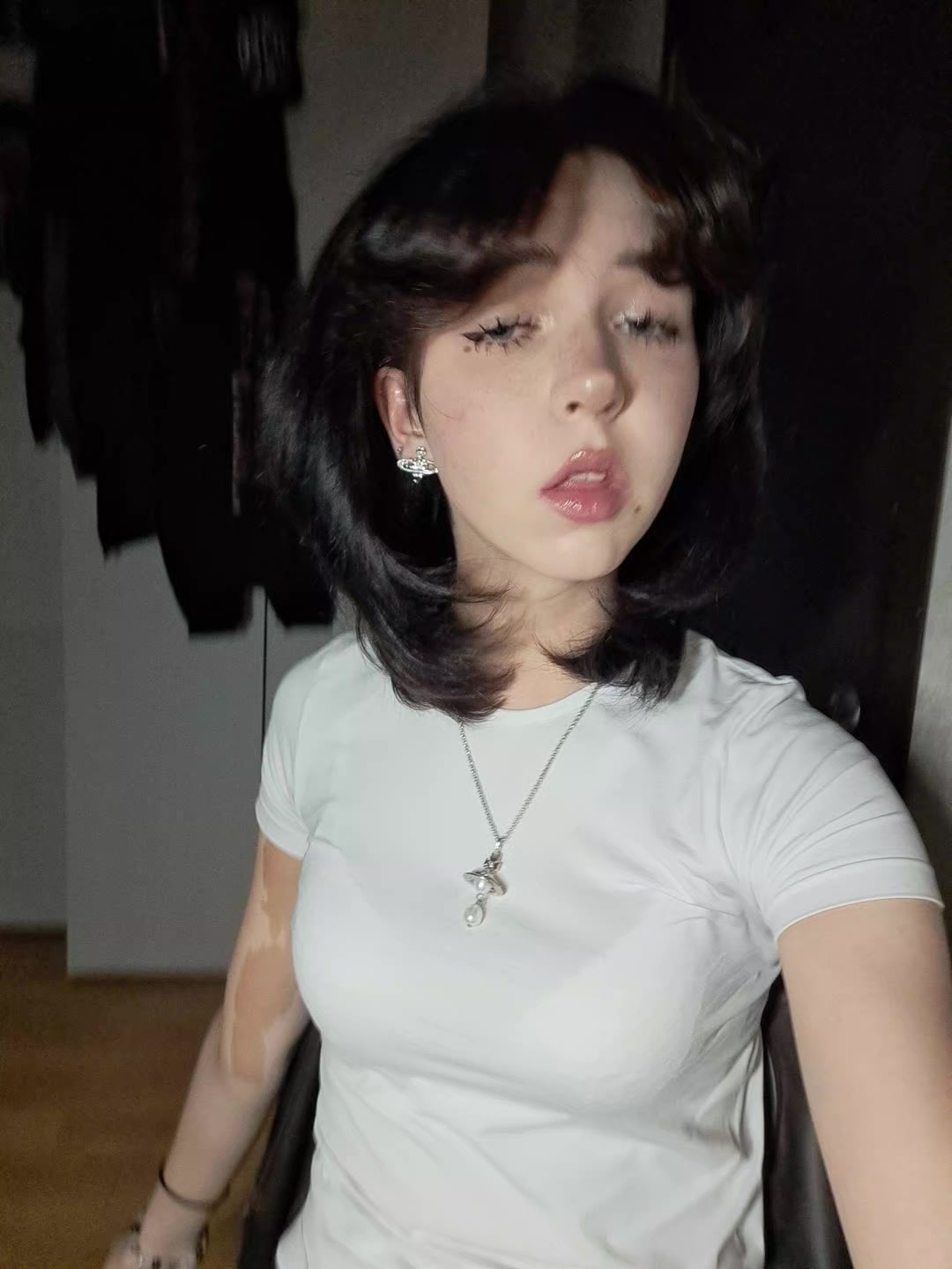 @xidhs@