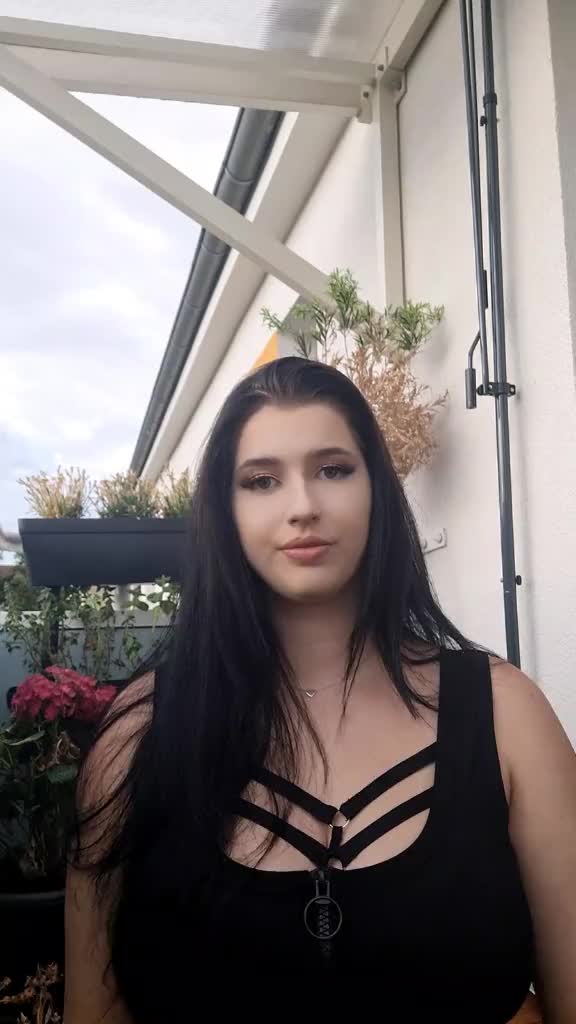 @julia👑