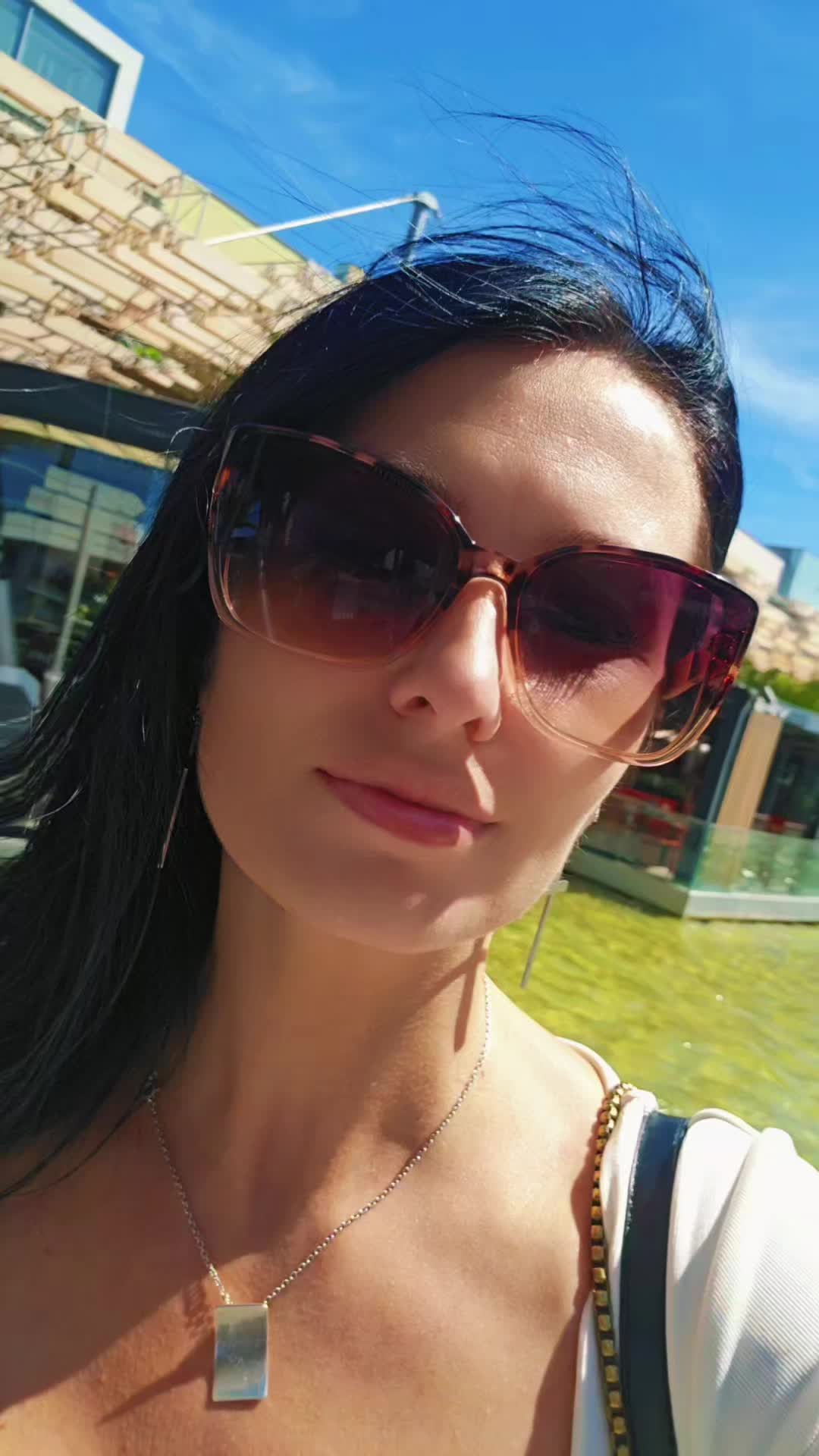 @Elena🤍🖤