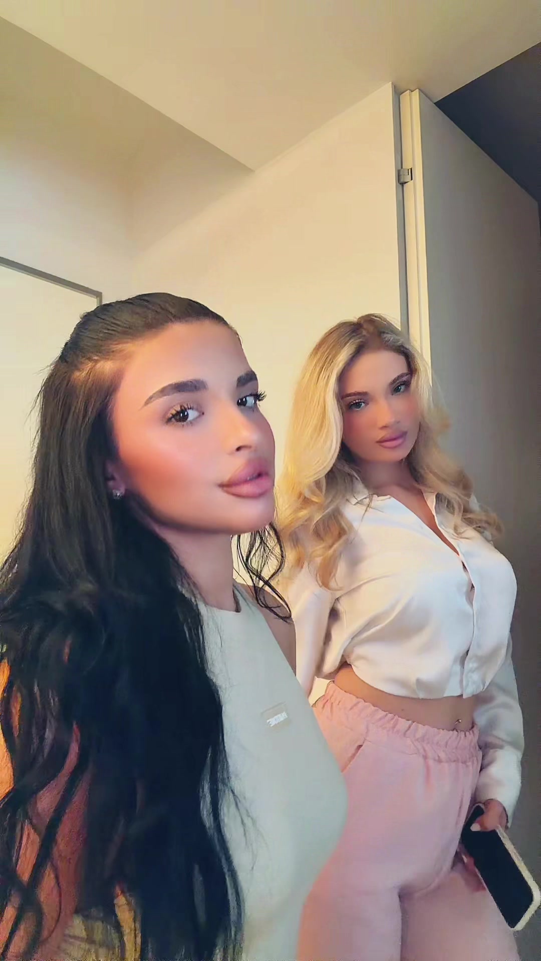 @simiondaniela