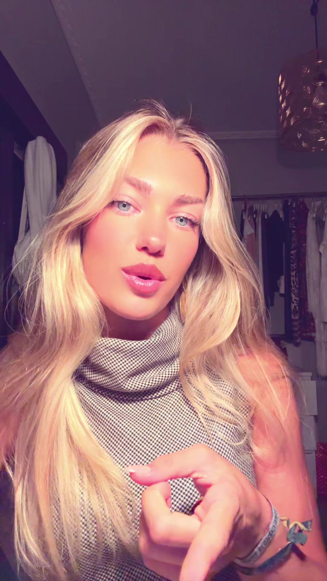 @victoria lópez