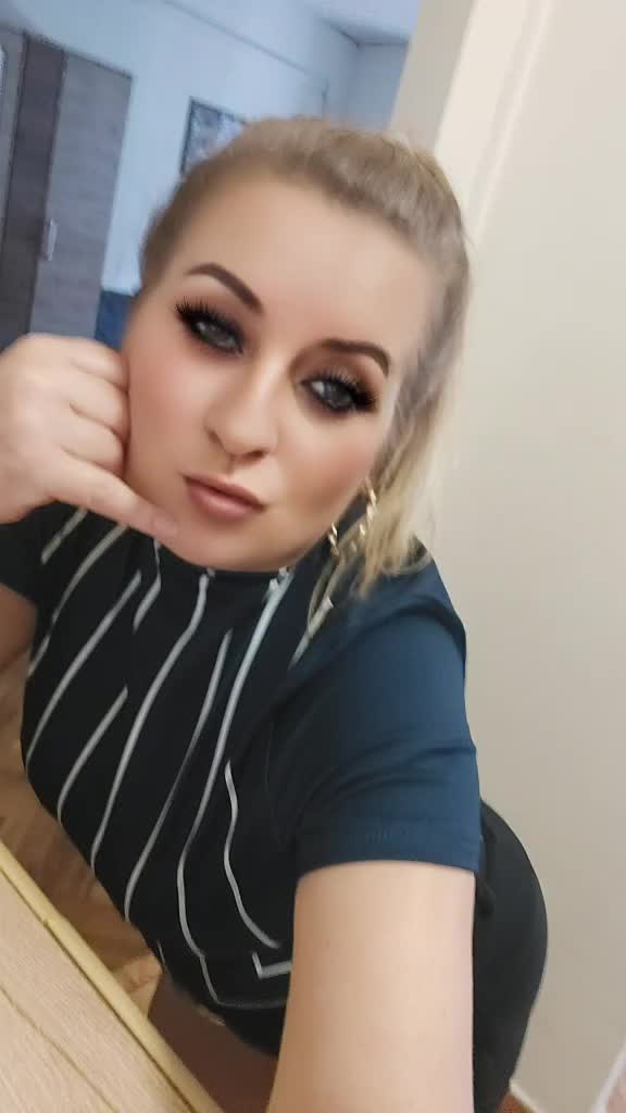 @Krisztina Kov&aacute;cs