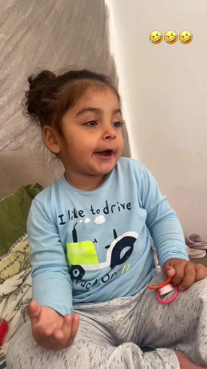 @𝓨𝓪𝓼𝓶𝓲𝓷𝓪 𝓵𝓪𝓿𝓲𝓷𝓲𝓪