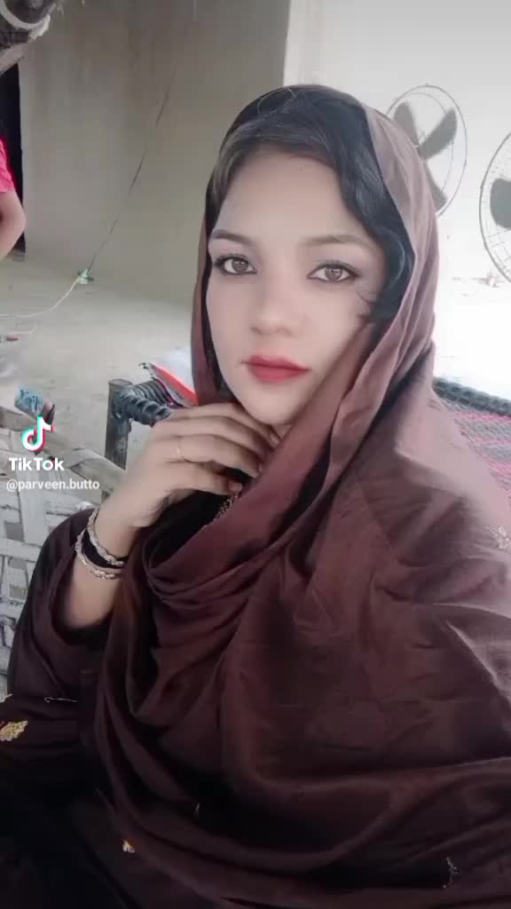 @꧁❤️PIYARI PARVEEN❤️𒈞꧂
