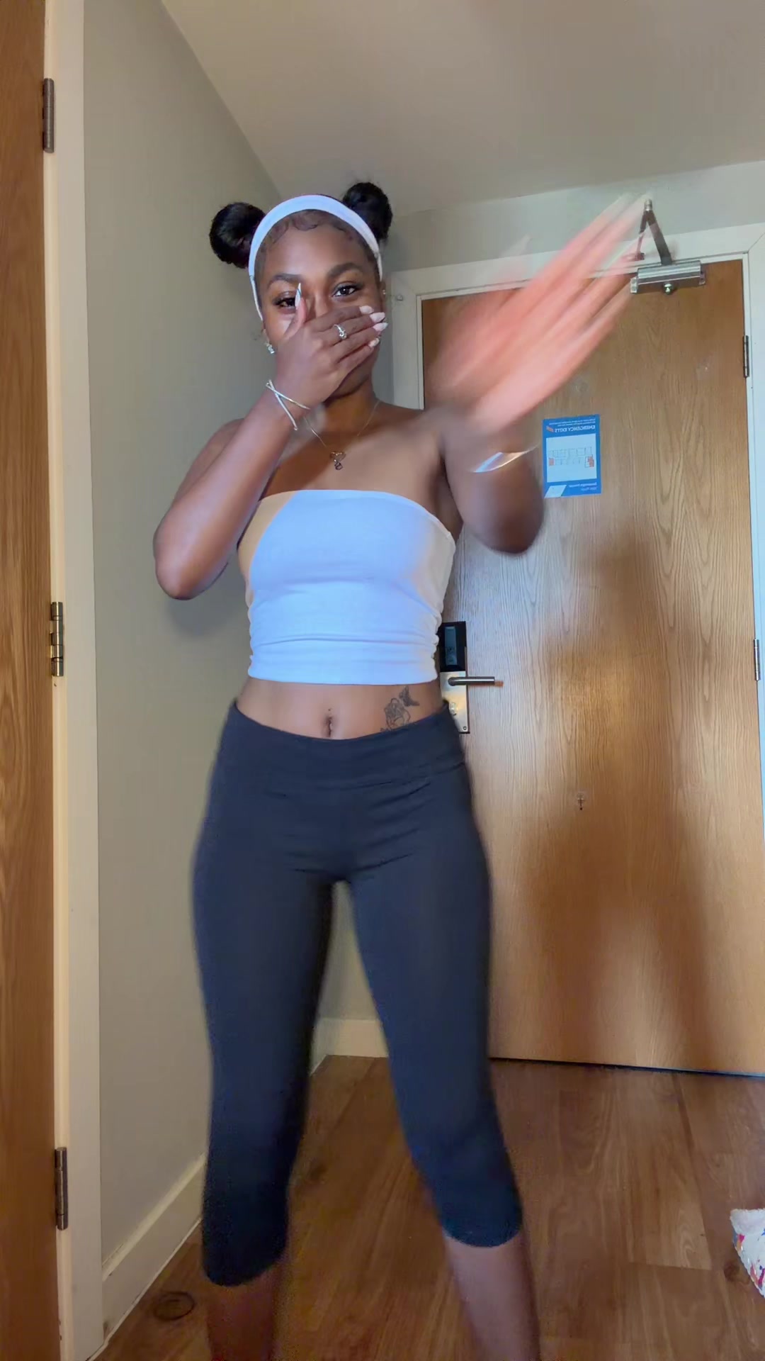 @Emizjae