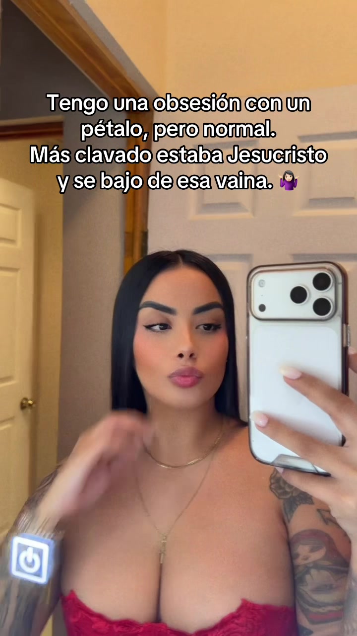 @majomora_23 🐝