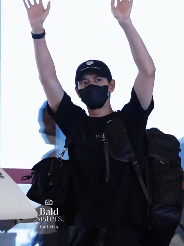 @𝗟𝗜 𝗫𝗜𝗔𝗡🍒