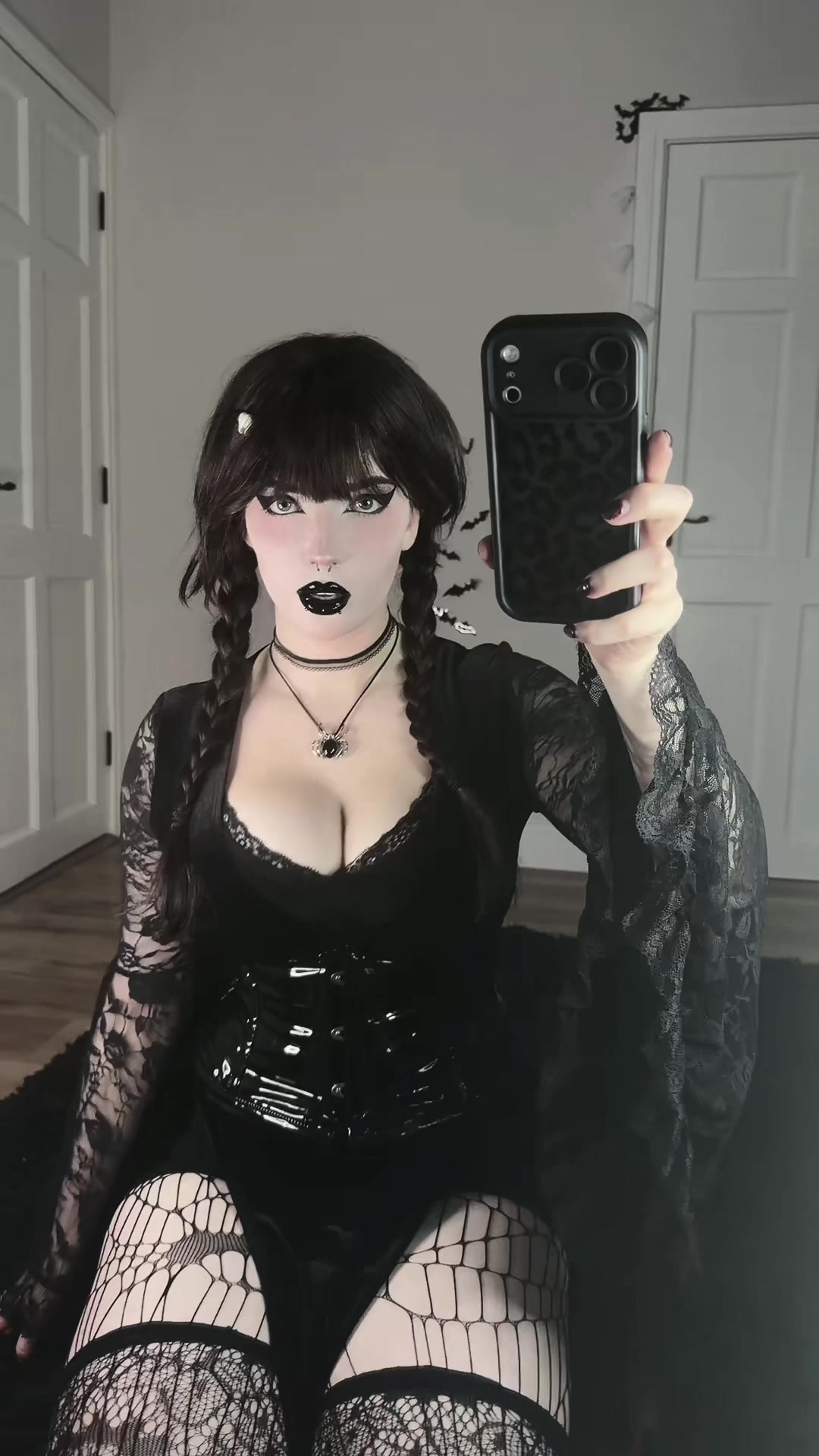 @Cutiegothxo