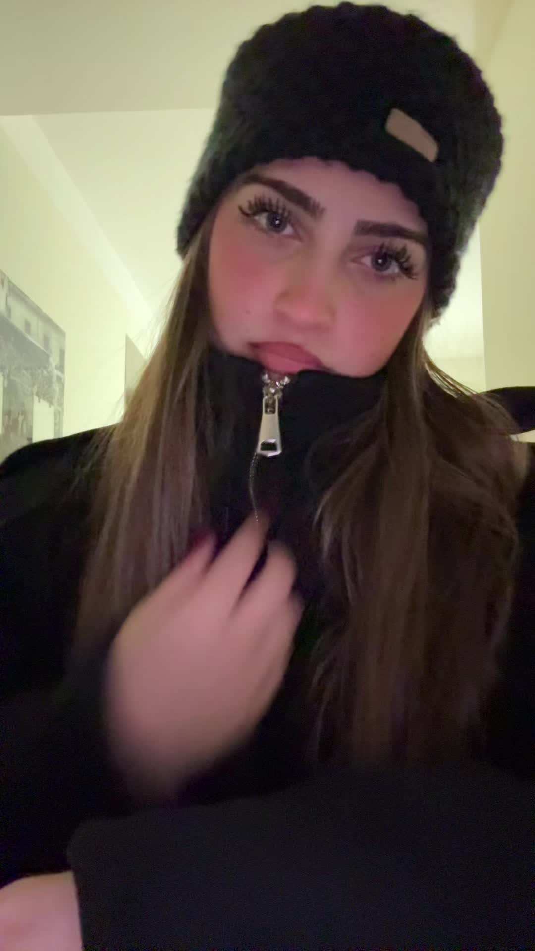 @𝓖𝓲𝓷𝓷𝔂