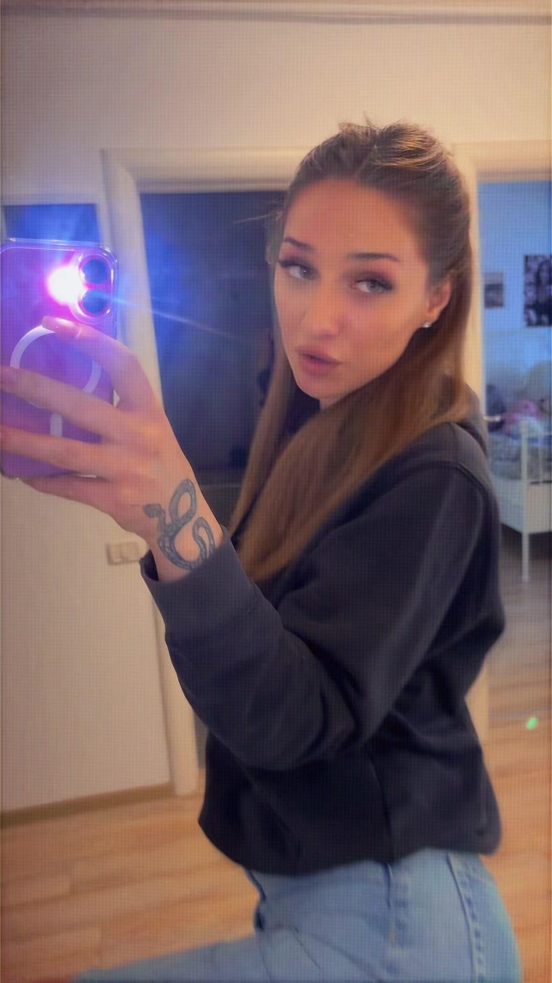 @alexa.nyx