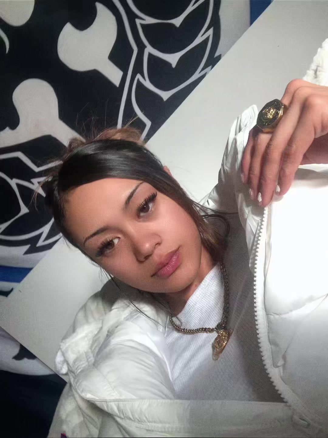 @Babez